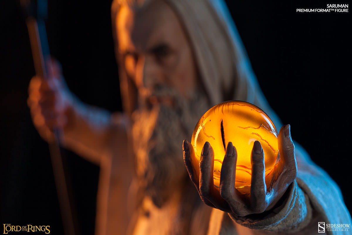 Saruman Premium Format Figure Saruman Premium Format Figure