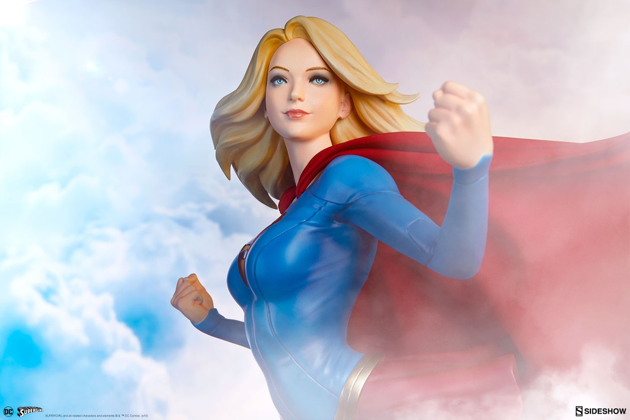 Supergirl Collector Edition  View 2
