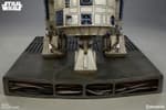 Gallery Image of R2-D2 Life-Size Figure