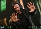 Gallery Image of Neo Sixth Scale Figure