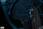 Darth Vader Deluxe View 6