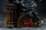 Batman and Catwoman View 16