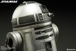 R2-D2 Unpainted Prototype Exclusive Edition (Prototype Shown) View 6
