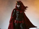 Batwoman Collector Edition View 2