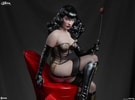 Bettie Page: Love Hurts View 9