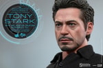 Tony Stark with Arc Reactor Creation Accessories View 11