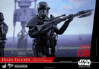 Death Trooper Specialist Deluxe Version (Prototype Shown) View 7