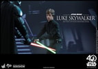 Luke Skywalker (Prototype Shown) View 9