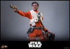 Poe Dameron™ (Prototype Shown) View 15