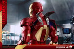 Iron Man Mark III Collector Edition (Prototype Shown) View 16