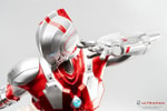 Ultraman vs Black King (Prototype Shown) View 13