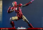 Iron Man Mark VI (2.0) with Suit-Up Gantry