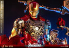 Iron Man Mark VI (2.0) with Suit-Up Gantry