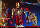 Iron Man Mark VI (2.0) with Suit-Up Gantry
