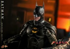 Batman (Modern Suit) (Prototype Shown) View 13
