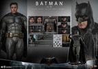 Multiple portraits of Batman (2.0) showcasing the figure alongside the accessories included in the box. Collector Edition (Prototype Shown) View 20