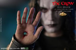 The Crow – Eric Draven (Deluxe Gold Edition) (Prototype Shown) View 9