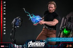 Steve Rogers (Deluxe Version) (Prototype Shown) View 1