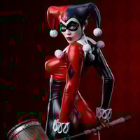 Harley Quinn™ Premium Format™ Figure by Sideshow