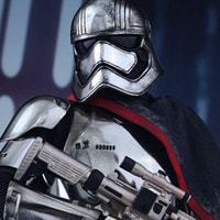 Star Wars Captain Phasma Sixth Scale Figure by Hot Toys Star Wars Captain Phasma Sixth Scale Figure by Hot Toys