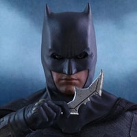 Justice League Batman 1/6 Scale Figure by Hot Toys | Sideshow Collectibles
