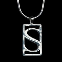 Sideshow S Pendant Female Version