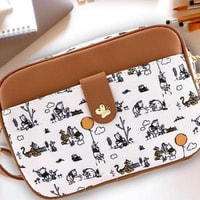 Winnie the Pooh Line Drawing Crossbody