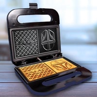 The Child and Mandalorian Dual Square Waffle Maker