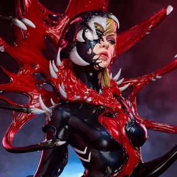 Marvel Gwenom Premium Format™ Figure 