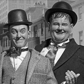 Stan Laurel and Oliver Hardy (Classic Suits)