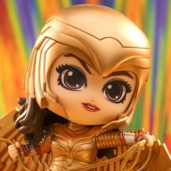 Golden Armor Wonder Woman (Flying Version)