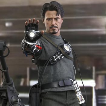 Marvel Tony Stark (Mech Test Deluxe Version) Sixth Scale Figure 