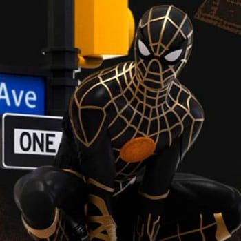 Spider-Man (Black & Gold Suit) D-Stage