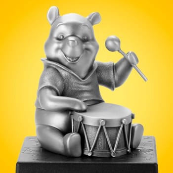 Winnie the Pooh 1977 Figurine