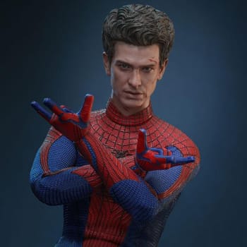 Spider-Man (Black & Gold Suit) Sixth Scale Collectible Spider-Man (Black & Gold Suit) Sixth Scale Collectible