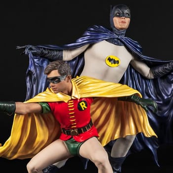 Robin Sixth Scale Figure by Hot Toys | Sideshow Collectibles
