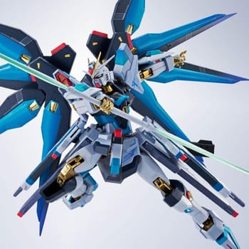Mobile Suit Gundam Strike Freedom Gundam Type II (Hatsune Miku Version) Collectible Figure 