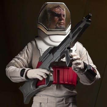 Star Trek Lt. Commander Worf in EVA Suit Sixth Scale Figure 