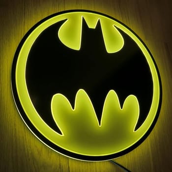 DC Comics Vintage Batman LED Logo Light (Circular) Wall Light 