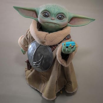 Star Wars Grogu™ Life-Size Figure 