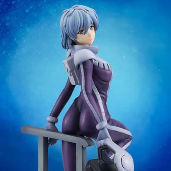 Mobile Suit Gundam Aina Sahalin (Snow Night Version) Collectible Figure 