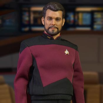 Star Trek Commander William T. Riker (Essential Version) Sixth Scale Figure 
