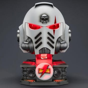 Warhammer 40K White Scars MkX Helmet & Display Stand Prop Replica 