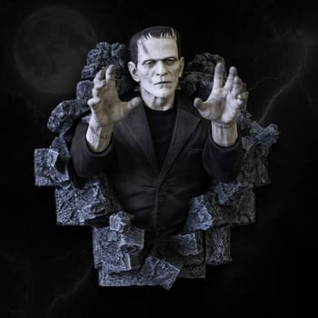 Universal Monsters Frankenstein Wall Sculpture (Half-Scale Classic Horror Edition) Wall Decor 