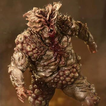 The Last of Us Bloater Quarter Scale Statue 