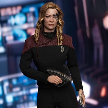 Star Trek Captain Seven of Nine Sixth Scale Figure 