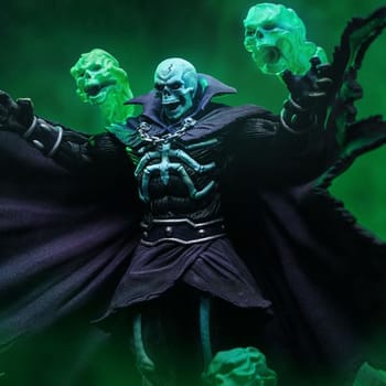 Masters of the Universe Scare Glow 1:10 Scale Statue 