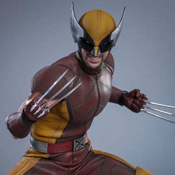 Wolverine (Classic Brown and Tan) Sixth Scale Figure