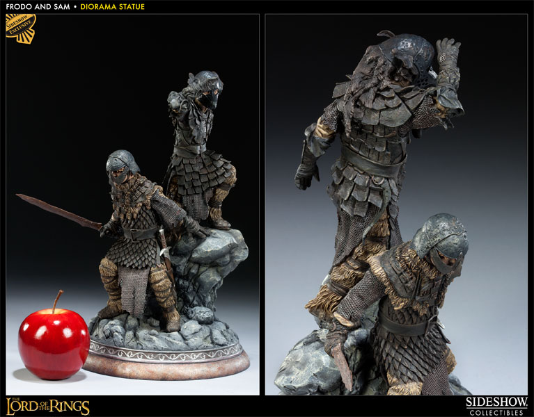 The Lord of the Rings Frodo and Samwise Polystone Statue  View 2