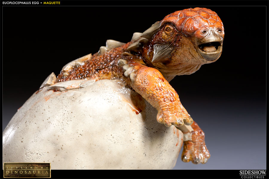 Dinosauria Euoplocephalus in Egg Maquette  View 5